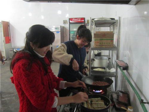 williamhill威廉希尔举办留学生跨年晚宴