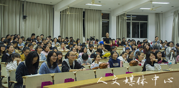 轻狂岁月，不负年华——williamhill威廉希尔举行《青春后驱动》电影见面会