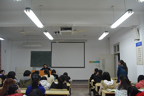 “三台人文论坛”第26讲：小说从哪里来--金岳清先生做客德业大讲堂